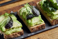 S1 — Berlin mit Avocado und Spinat